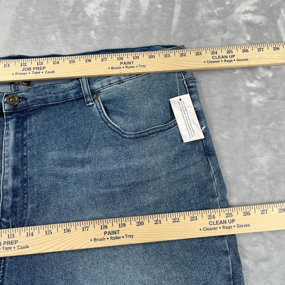 DG2 Diane Gilman Jeans Women 24WT Plus Floral Detail Cropped Slim Leg 30" Inseam - Picture 6 of 13